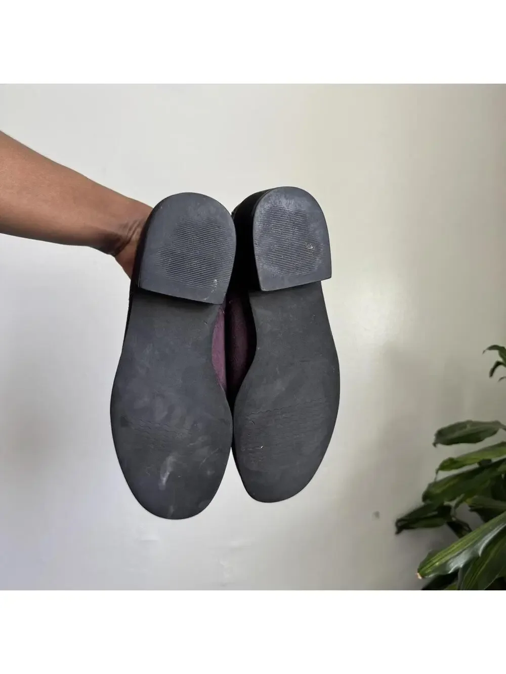 Vintage‎ 90s Hush Puppies Plum Suede Front-Zip Loafers size 8